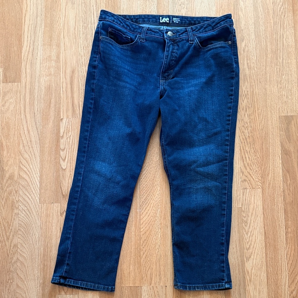 Women’s Petite Lee Straight Leg Jeans 16P